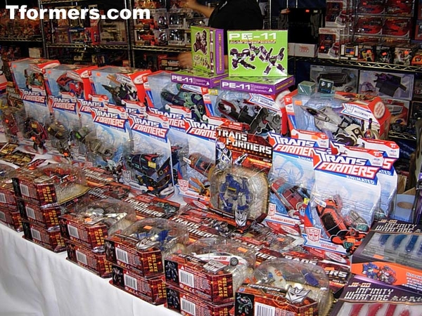 Botcon 2011 Dealers Room  (322 of 359)